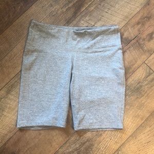 Old Navy Active Fitted Shorts 9” inseam
